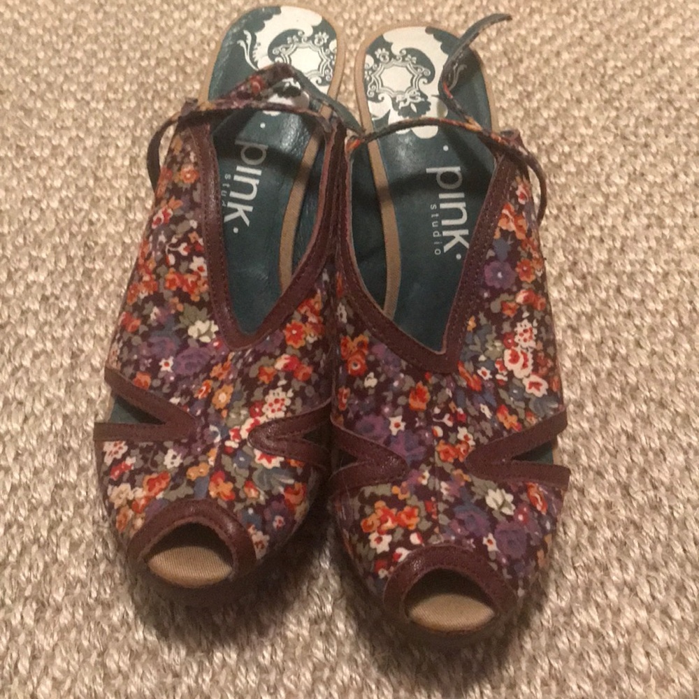 Anthropologie Wedges